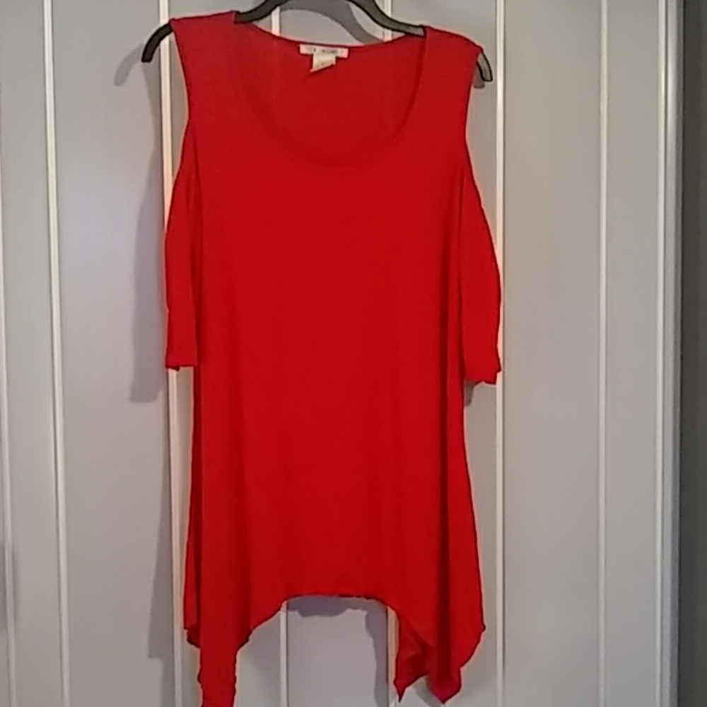 K Jordan off shoulder relax fit shirt